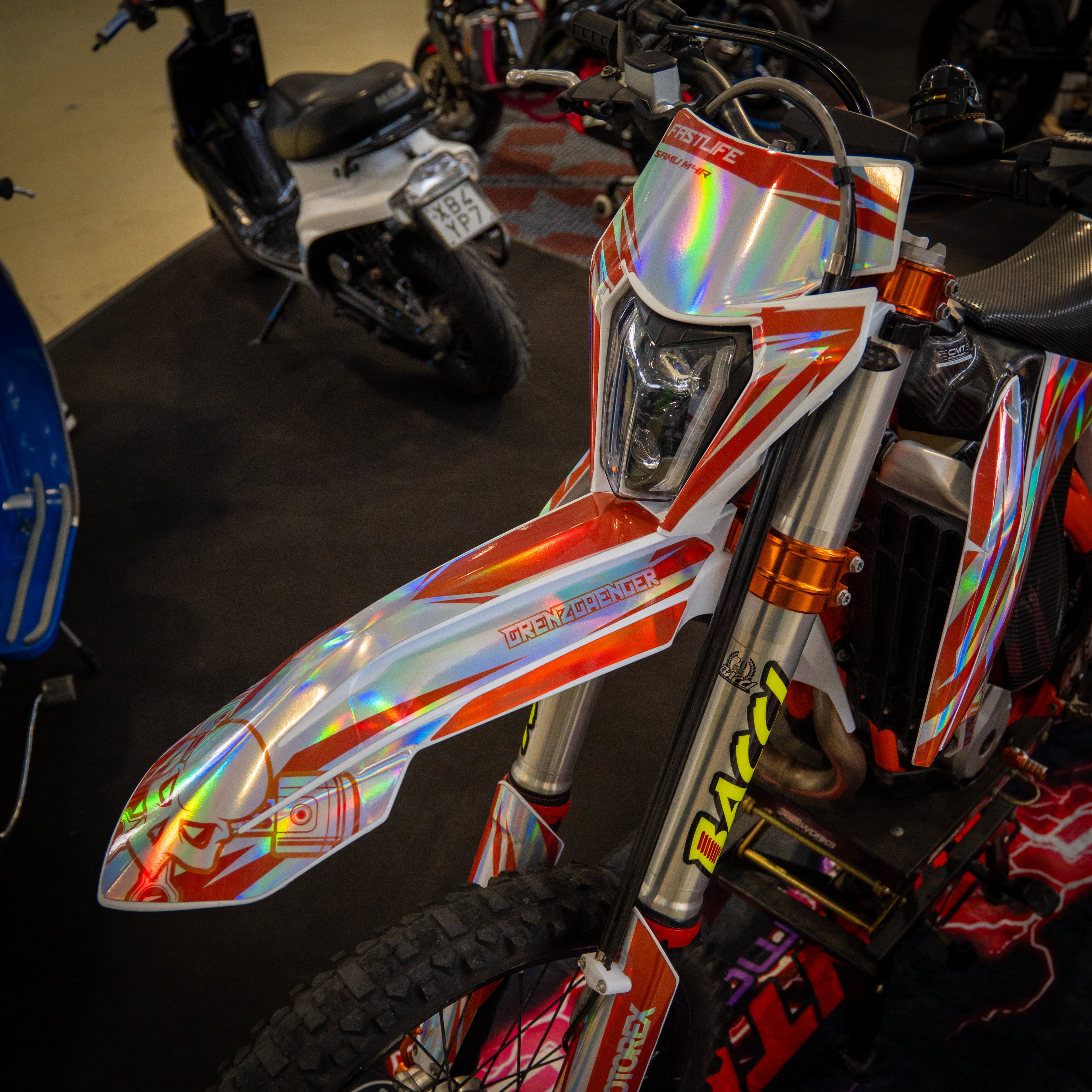GRAFICA FULL - CUSTOM