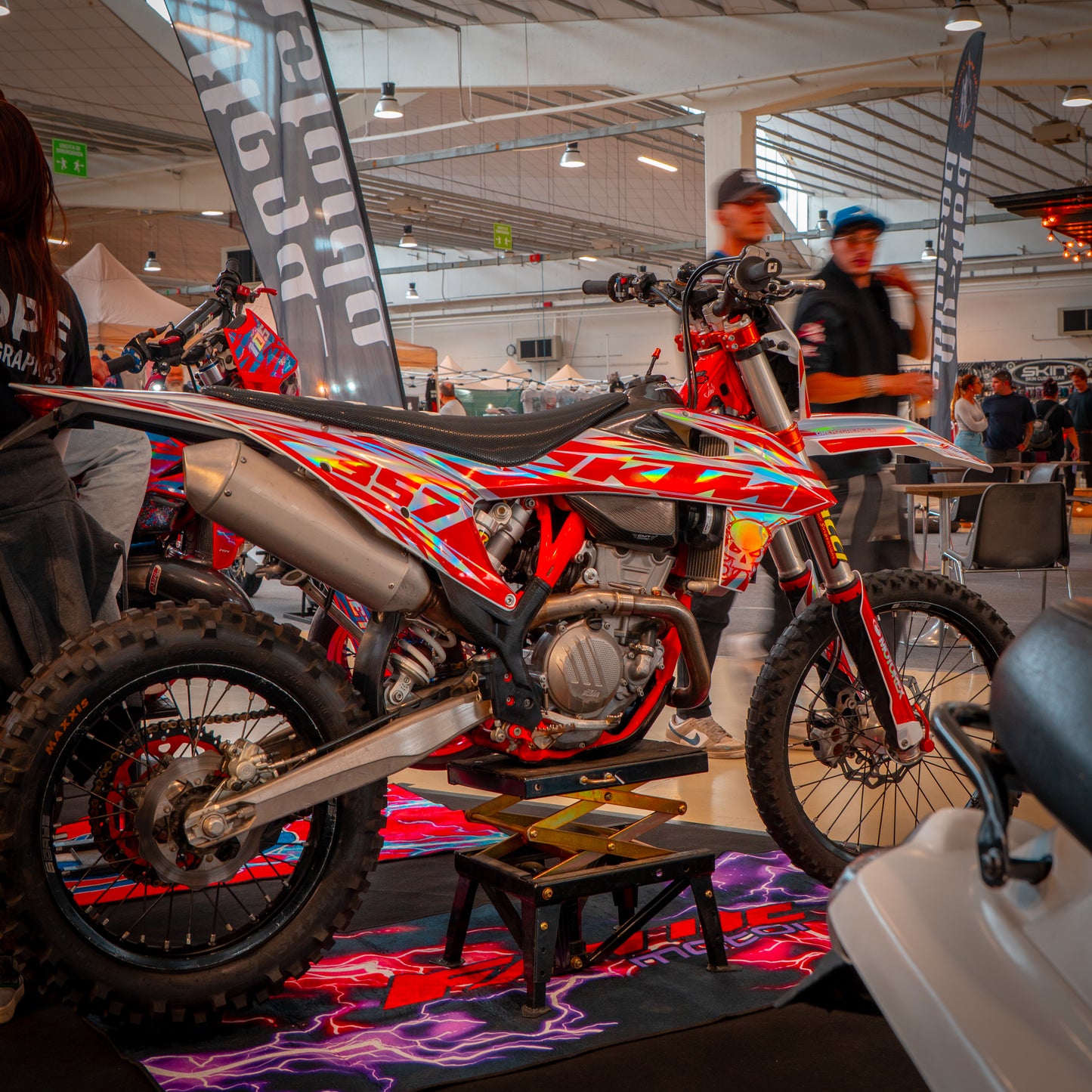 TAPPETO 100% FULL CUSTOM.