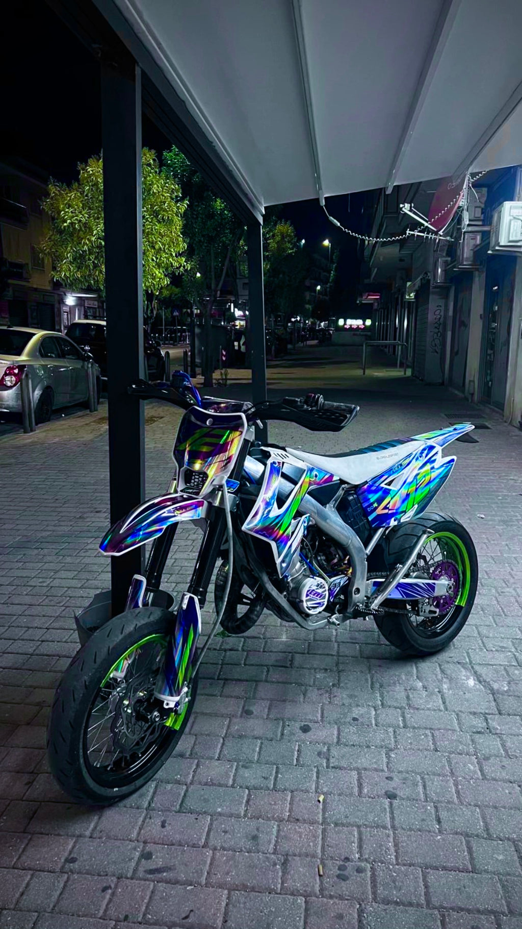 FULL GRAPHICS - CUSTOM