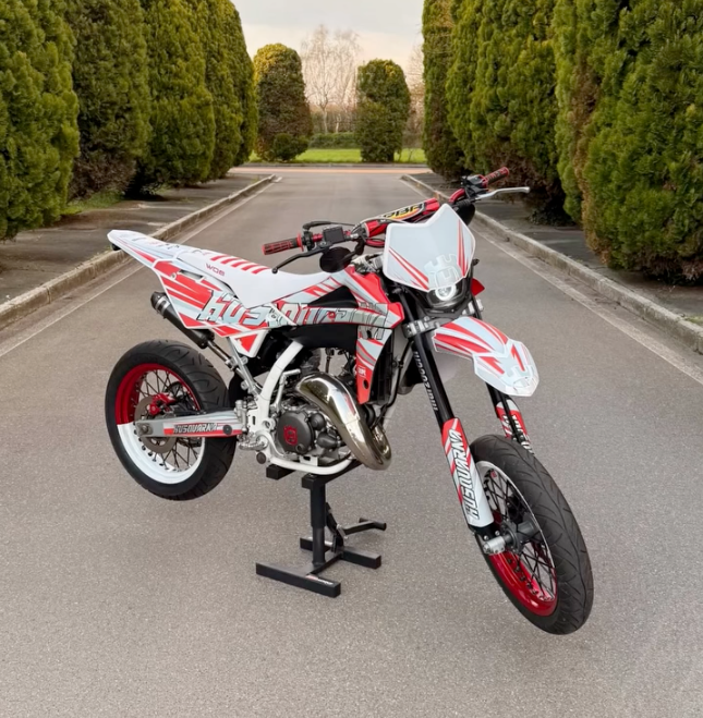 GRAFICA FULL - CUSTOM