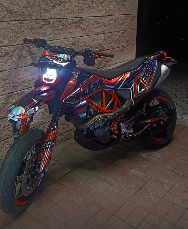 GRAFICA FULL - CUSTOM