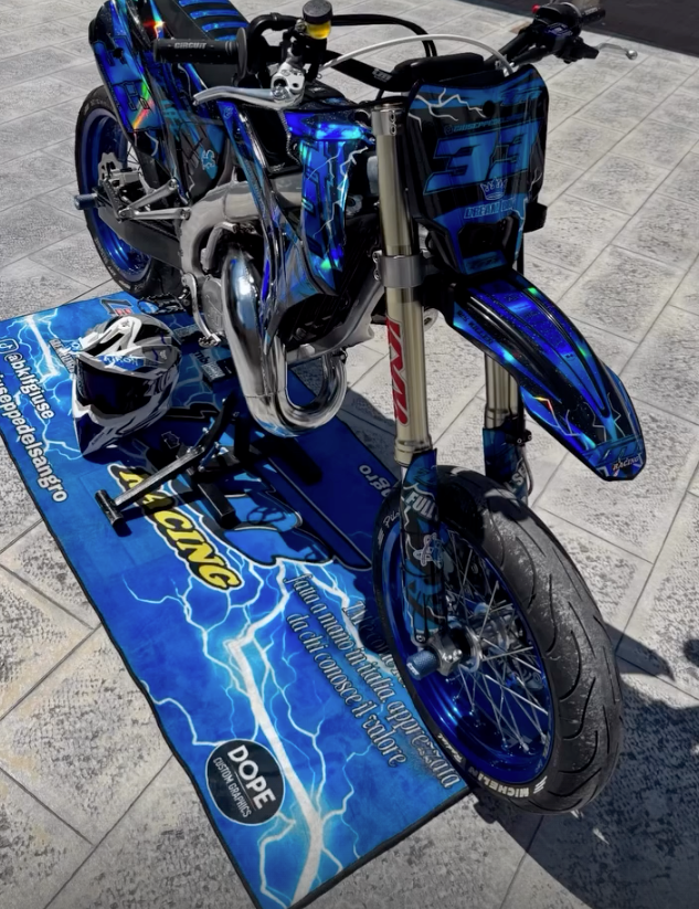 TAPPETO 100% FULL CUSTOM.