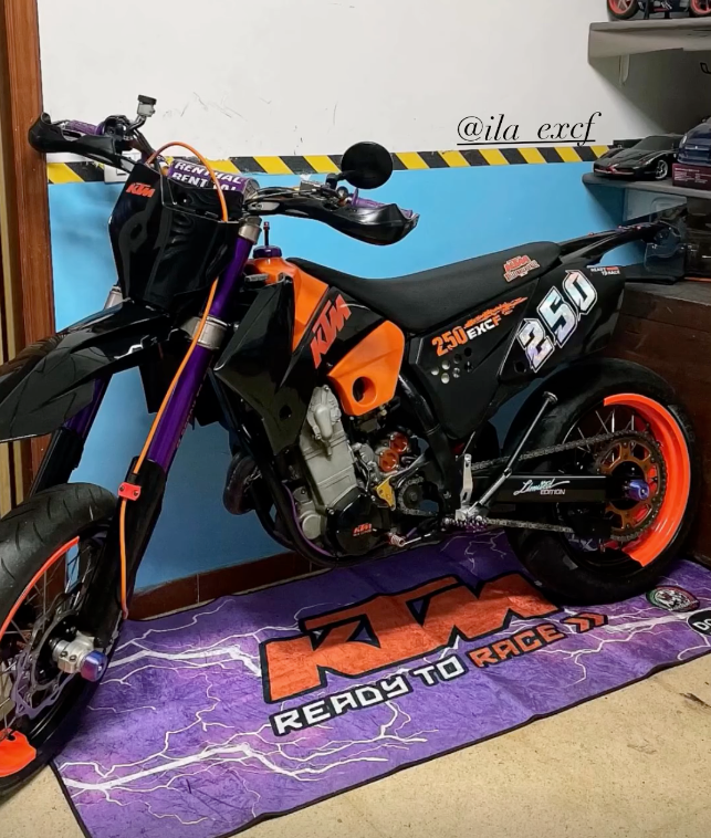 TAPPETO 100% FULL CUSTOM.