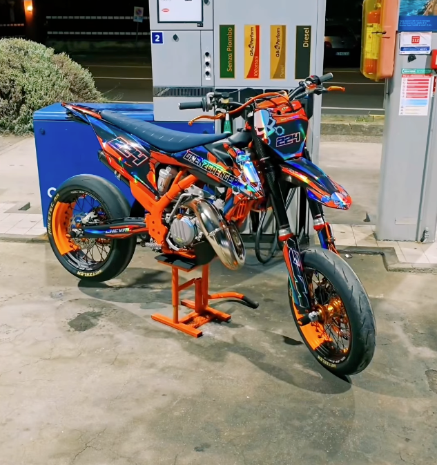 PROGETTA LA TUA GRAFICA