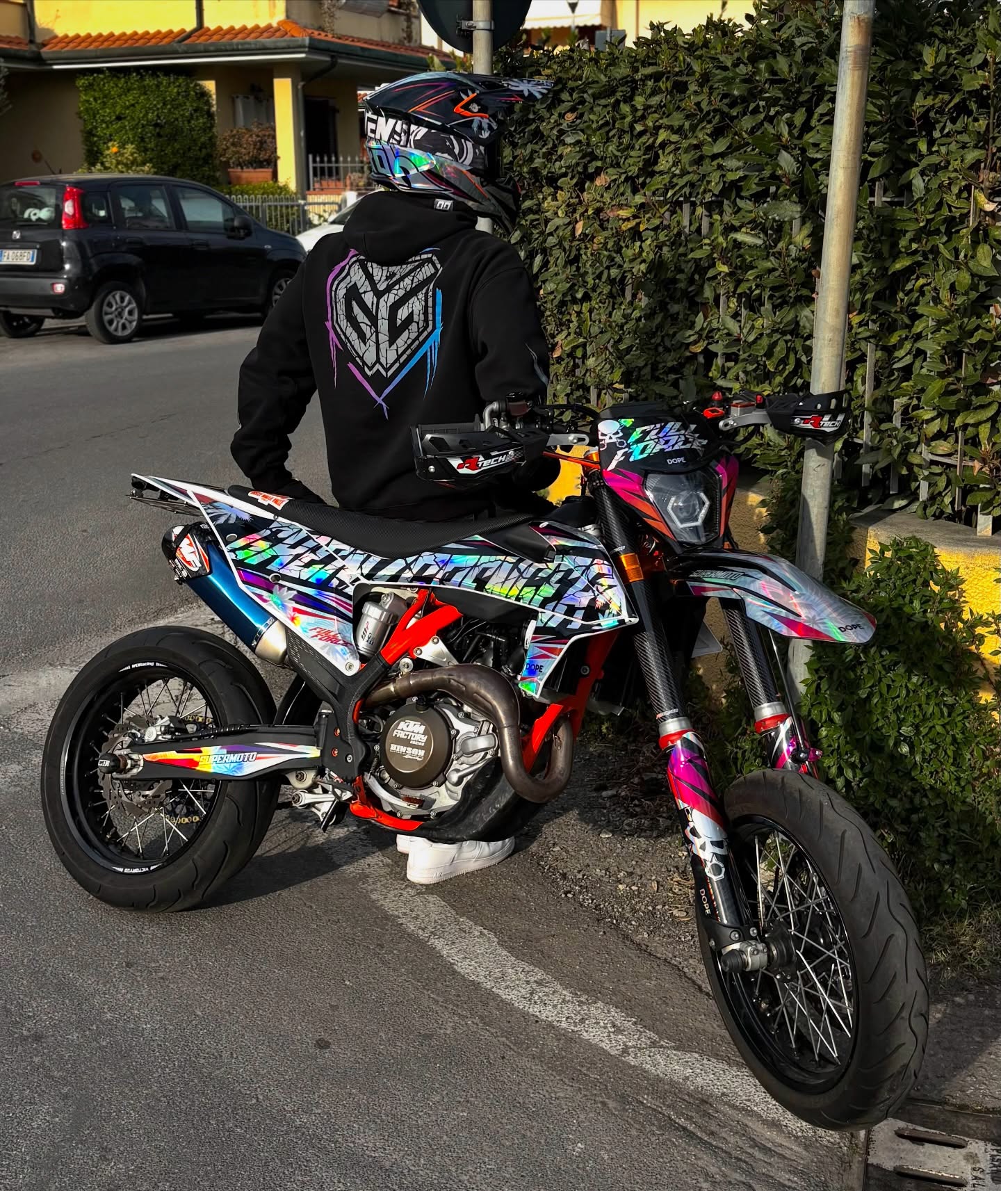 GRAFICA FULL - CUSTOM